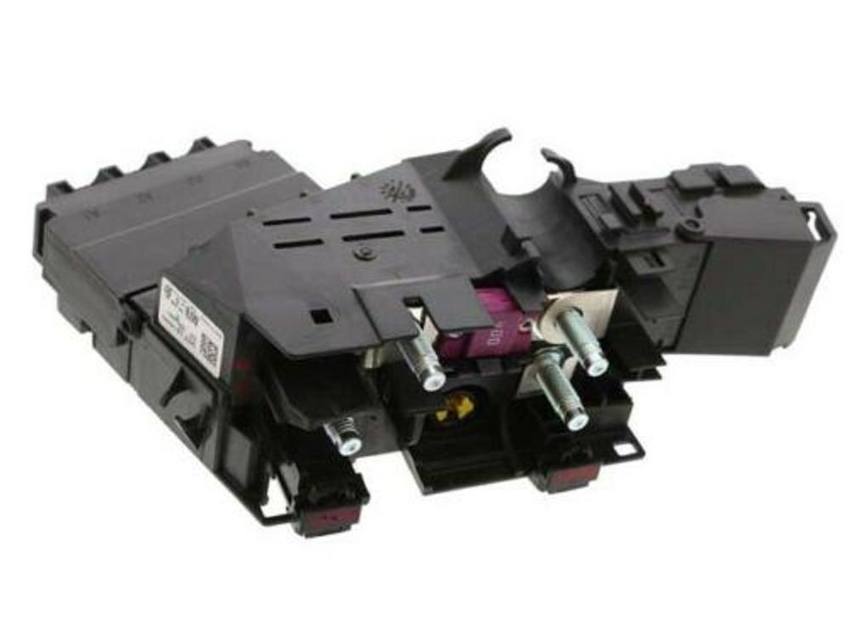 Mercedes Fuse and Relay Center 1665402450